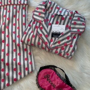 Kensie Super Soft and Cozy Plush Pjs M